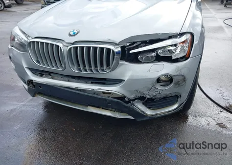 2017 BMW X3 xDrive28I z USA, uszkodzony, nr VIN 5UXWX9C56H0T15932